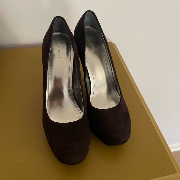NWOT Calvin Klein Heels - Picture 5 of 5